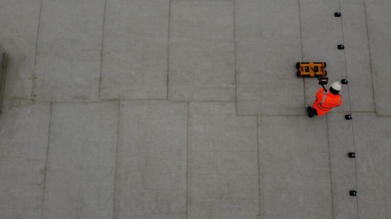 Elektryczna technika sprawdzenia szczelności dachu