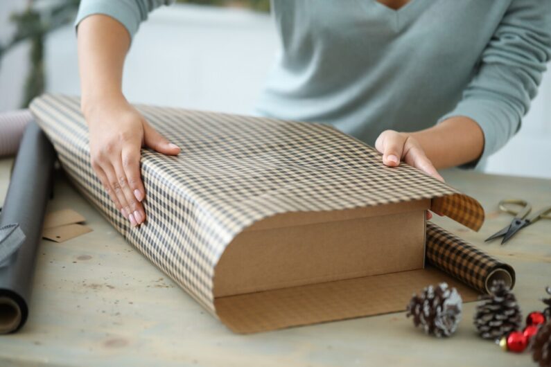 Papier do pakowania – jakie są jego najczęściej używane rodzaje